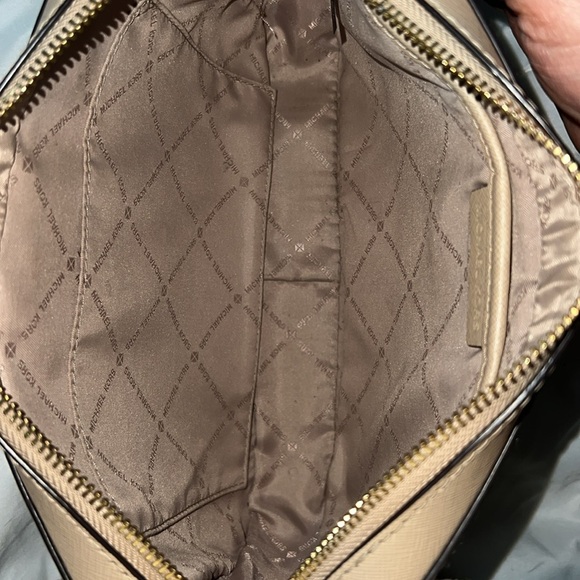 Michael Kors Tan Crossbody Bag - Picture 8 of 8